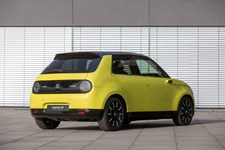 ホンダ eはまさかの後輪駆動！ こりゃ近未来のコンパクトスポーツだ