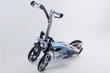 ヤマハ フロント2輪の小型電動立ち乗りモビリティ「TRITOWN（トリタウン）」の実証実験へ