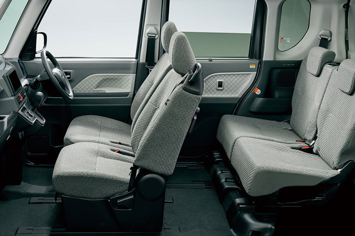 スバル 新型「シフォン」を発表