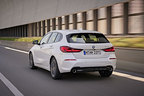 BMW 新型1シリーズ「118d」