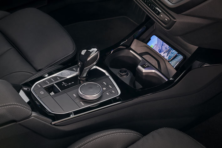 BMW 新型1シリーズ「118d」