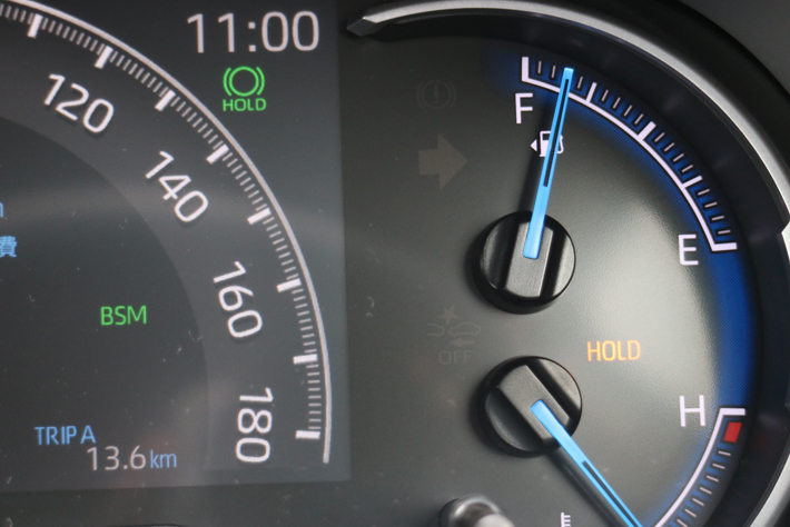 トヨタ 新型RAV4 2.5リッター ハイブリッド