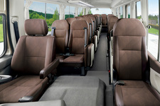 トヨタ コースターを一部改良