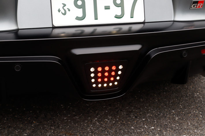 トヨタ 新型スープラ RZ[直6 3.0Lターボ]