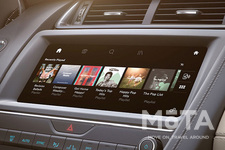 ジャガー Eペイスに特別仕様車「KEI NISHIKORI EDITION」登場