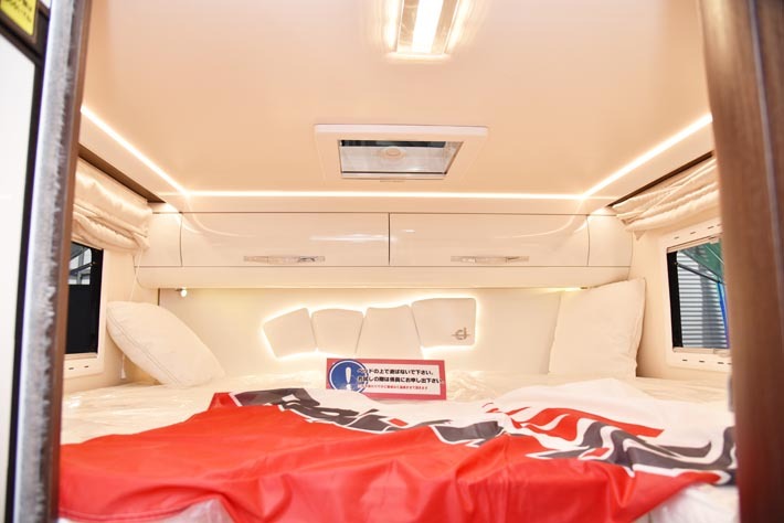 広々とした居住空間は快適そのもの。オプションも豊富なのでオーダーしたい