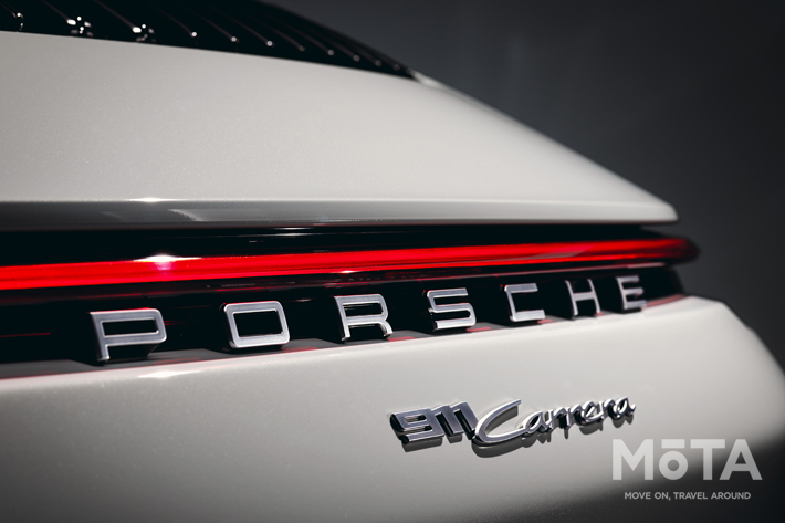 ポルシェ 新型カレラ/カブリオレ登場