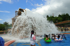 鈴鹿サーキットのプールエリア「アクア・アドベンチャー」