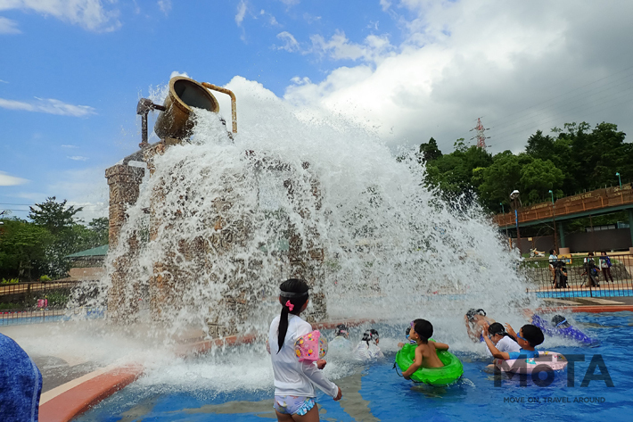 鈴鹿サーキットのプールエリア「アクア・アドベンチャー」