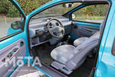 ルノー トゥインゴ イージー キャンバストップ[1996年式]