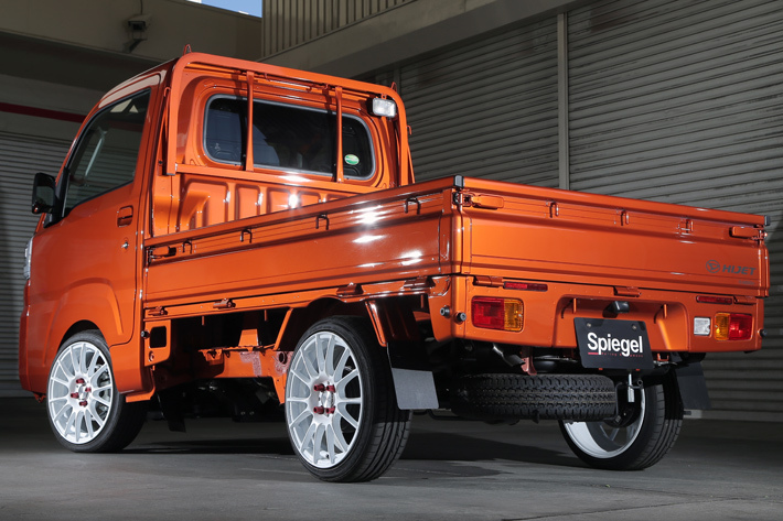 ダイハツ ハイゼットトラック ハイゼットトラック ジャンボのポテンシャルを引き出す軽自動車カスタムパーツブランド Spiegel シュピーゲル Vol 6 画像ギャラリー No 25 車のパーツ カー用品などオススメの車カスタム情報をご紹介 21年最新 自動車 ダイハツ ハイゼットトラック ハイゼットトラック ジャンボのポテンシャルを引き出す軽自動車カスタムパーツブランド Spiegel シュピーゲル Vol 6 画像ギャラリー No 25 車のパーツ カー用品などオススメの車カスタム情報をご紹介 21年最新 自動車