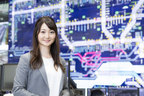 NEXCO東日本の渋滞予報士、小宮 奈保子さん。渋滞予報士としては6代目で、同社では初の女性渋滞予報士でもある。