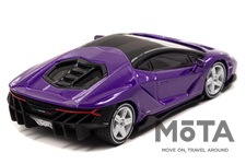 ランボルギーニ アヴェンタドールSVとセンテナリオのミニカーが登場