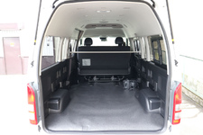 エクスプレスシリーズ　200系5型ハイエースコミューターGL　スーパーロングハイルーフ　正規バン貨物登録5人乗り施工