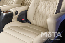 トヨタ 新型マジェスティをタイで公開