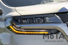 トヨタ アルファード ハイブリッド エグゼクティブ ラウンジ[E-Four(4WD)／7人乗り]