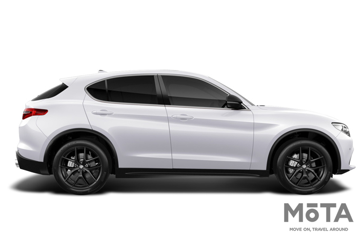 アルファロメオ 限定モデル「ステルヴィオ 2.0 TURBO Q4 モノクロームエディション」