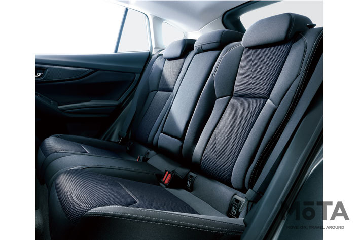 スバル 新型インプレッサ SPORT 2.0i-S EyeSight プロトタイプ