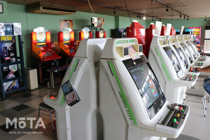 レトロなゲーム機も並ぶ／“群馬の聖地”「ドライブイン七輿（ななこし）」[群馬県藤岡市]