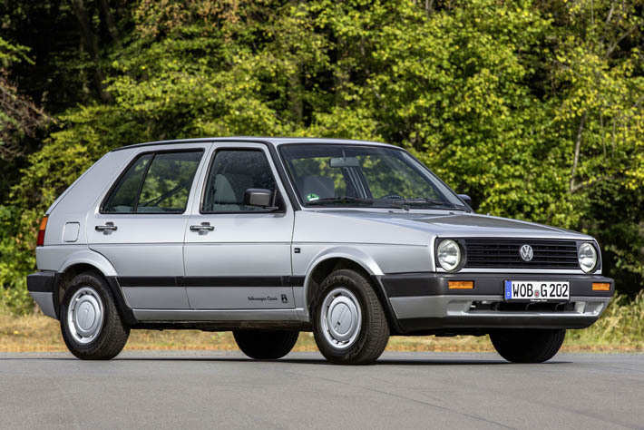 VW ゴルフ、BMW 3シリーズ……。巨大化・肥大化するクルマたち