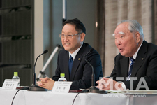 トヨタとスズキ、資本提携へ