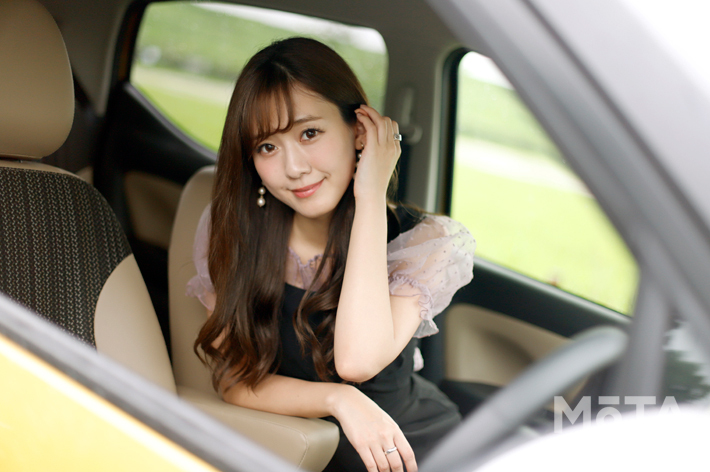 三菱 eKクロス × 中村比菜