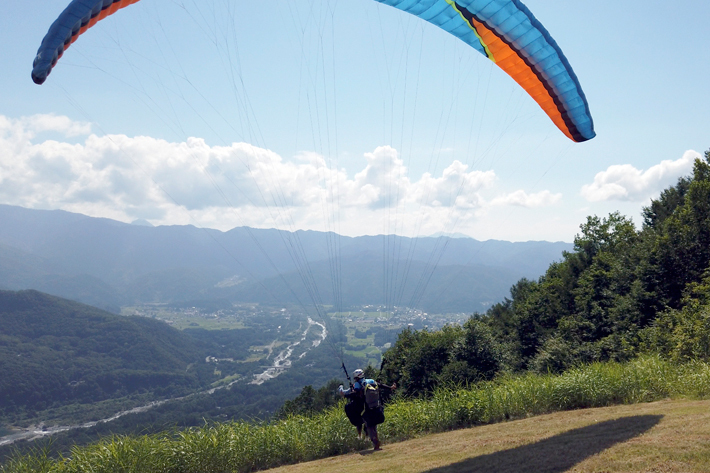 グランピング施設「Snow Peak FIELD SUITE HAKUBA」