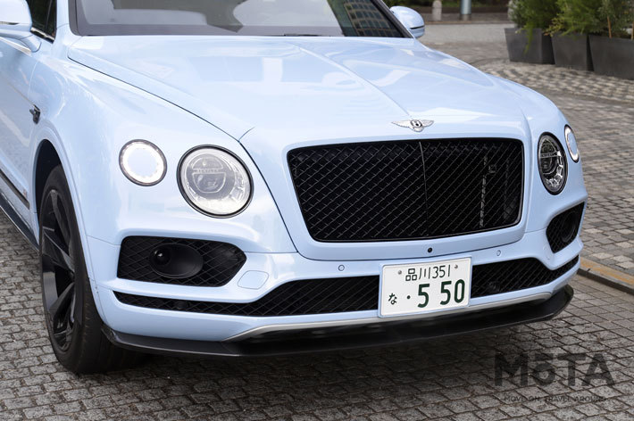 ベントレー ベンテイガ V8