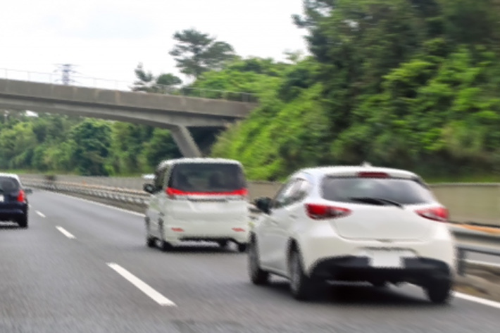 白のsuvもビックリ 海外でのあおり運転事情とは 世界をめぐる自動車評論家に聞いてみた コラム Mota