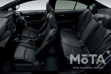 新型カローラ HYBRID W×B (2WD) (内装色：ブラック)