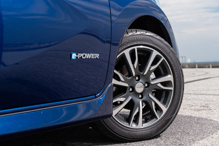 ノートe-POWER AUTECH