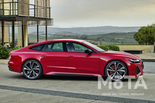 アウディ 新型RS 7 スポーツバックが登場