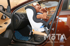 チャイルドシート使用イメージ