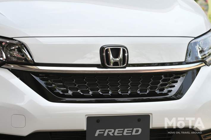 ホンダ 新型フリード FREED G プラチナホワイト・パール