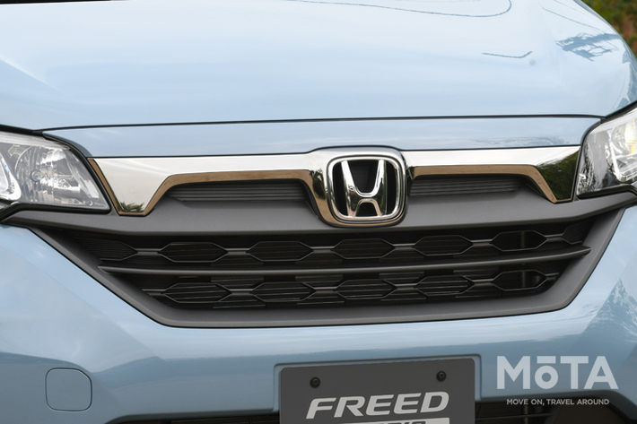 ホンダ 新型フリード FREED HYBRID CROSSTAR シーグラスブルー・パール