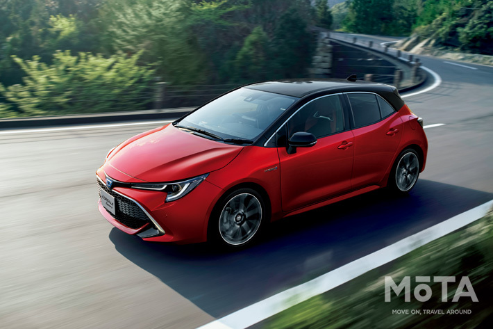 新型カローラスポーツ HYBRID G“Z”（アティチュードブラックマイカ×エモーショナルレッドII）