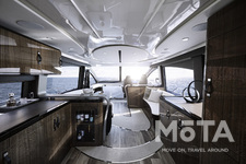 レクサス ヨット「LY650」