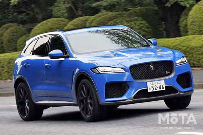 ジャガー F-PACE SVR（ウルトラブルー）