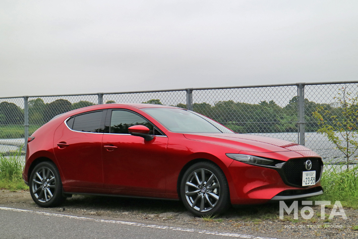 MAZDA3 ファストバック XD Lパッケージ 1.8リッターディーゼルターボ