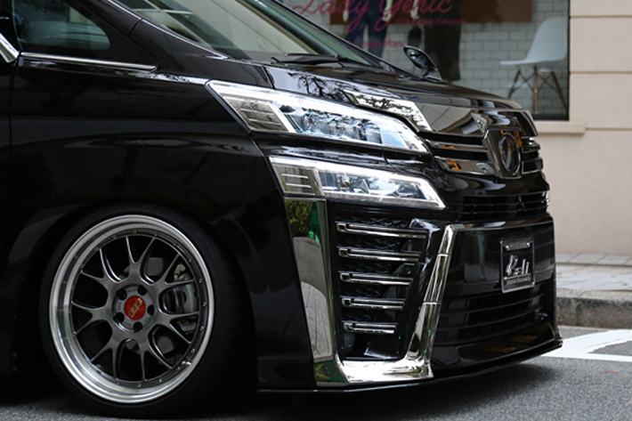 30系アルファード／ヴェルファイアの質感を高めるエアサス専用