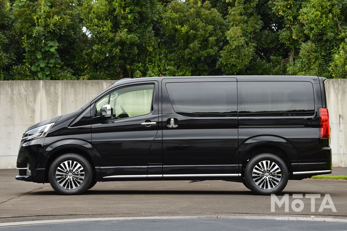 トヨタ 新型 グランエース[東京モーターショー2019 トヨタ車体ブース 参考出品車]