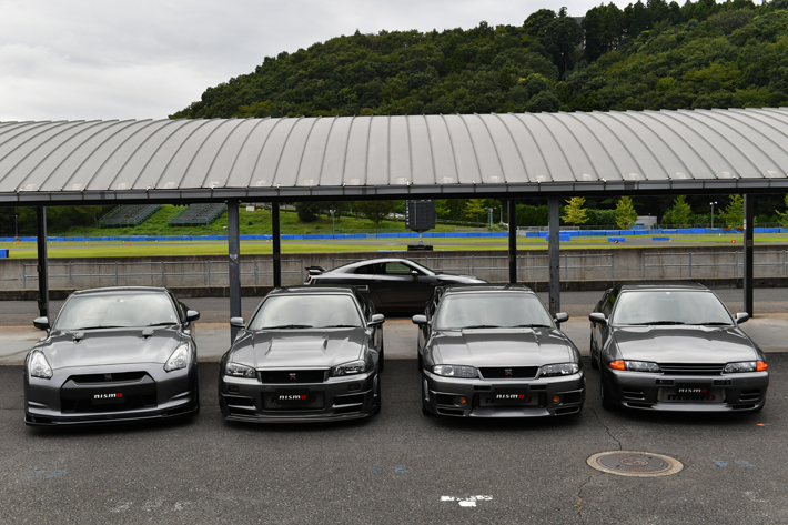 ハコスカ ケンメリ R32 R33 R34 R35 Gt R の血脈を振り返る Mota写真館 フォトギャラリー Mota ハコスカ ケンメリ R32 R33 R34 R35 Gt R の血脈を振り返る Mota写真館 フォトギャラリー Mota
