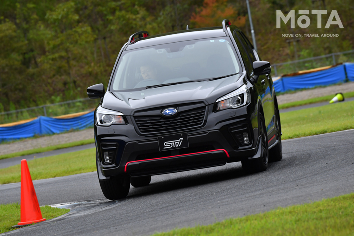 スバル フォレスター STIパーツ装着者