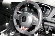 ルノー メガーヌR.S.トロフィー