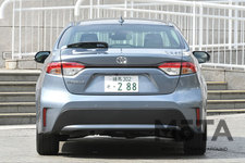 トヨタ 新型カローラ(セダン) S[FF]