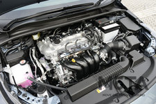 トヨタ 新型カローラ(セダン) S[FF]