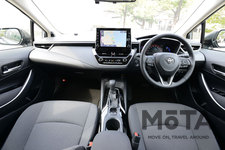 トヨタ 新型カローラ(セダン) S[FF]