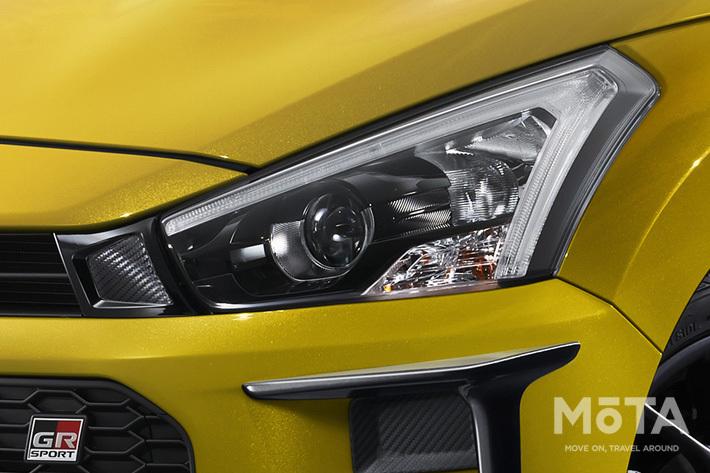 「コペン GR SPORT」 TRDパーツ ウィンカーバルブ（ドレスアップ）装着前