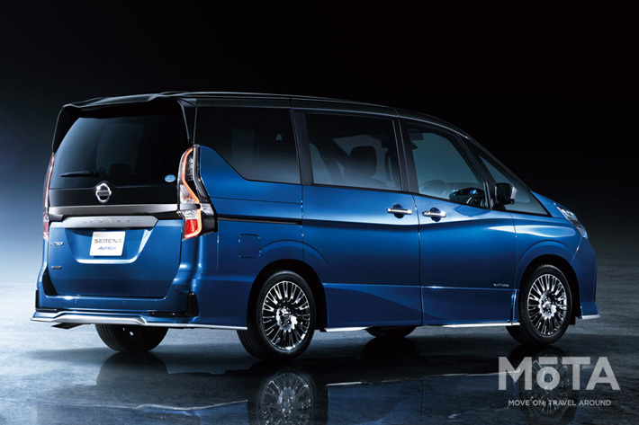 日産 セレナAUTECH SPORTS SPEC