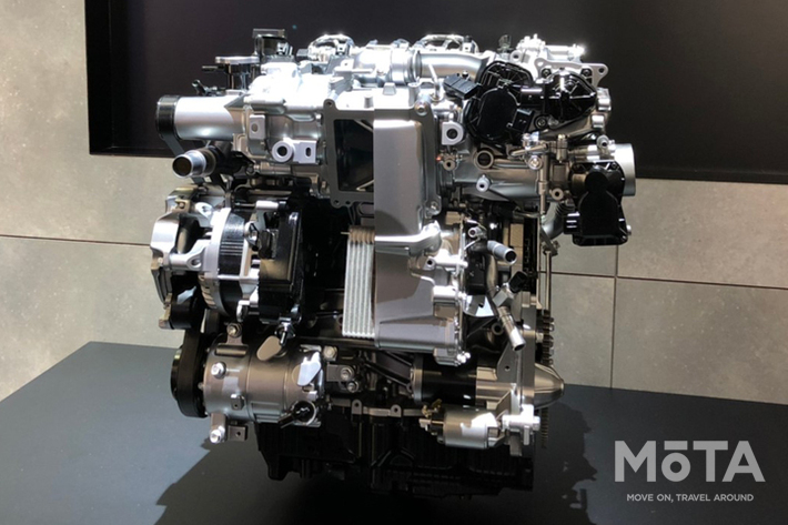 電気自動車（EV）のコンセプトカー「ニッサン IMk」